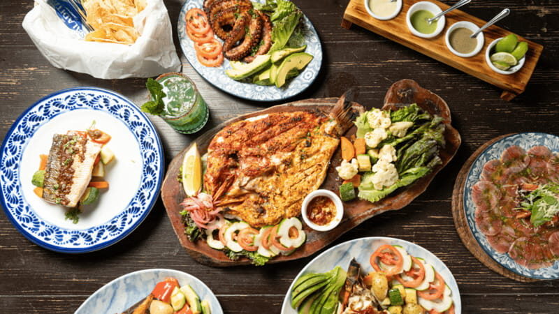 Romantic dinner in front of the sea - Good To Know