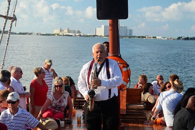 Romantic Dinner in the Spanish Galeon with Sax in Cancun. Lobster & Beef menu. - Who Will Love This Tour?