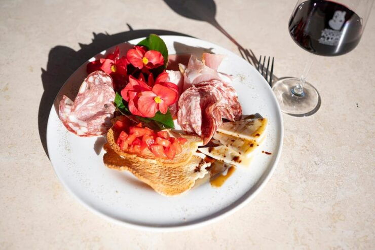 Romantic Dinner in the Vineyard of Poggio Ai Laghi Winery - Good To Know
