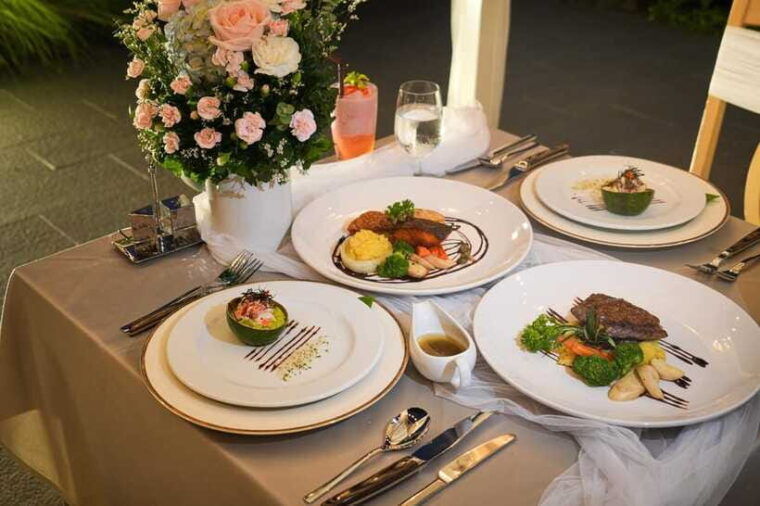 Romantic Dinner - Kalanan Riverside Resort - Ambiance and Atmosphere
