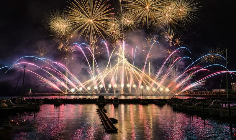 Romantic Hakone Atami Full-Day Fireworks Tour - A full day built around Fuji and fireworks