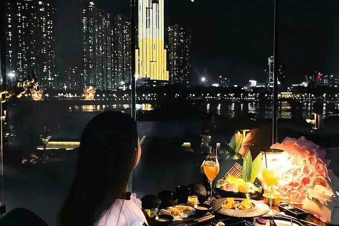 Romantic Honeymoon Dinner Tour With Sightseeing Cruise On River - Who Should Consider This Tour?