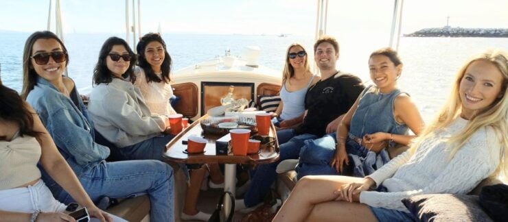 Romantic Luxury Duffy Boat Tour With Wine, Cheese, Sealions - Tour Duration and Guide