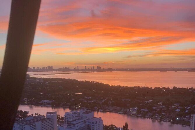 Romantic Miami Helicopter Tour with Champagne for Two - The Value of the Experience