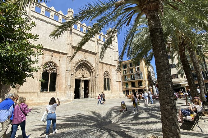 Romantic Outdoor Escape Game in Palma De Mallorca - Meeting and Pickup