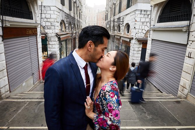 Romantic Photo Shoot in Venice - Private Photography Tour in Venice