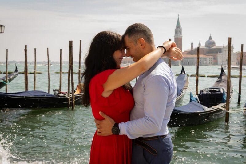 Romantic Photoshoot Experience for Couples in Venice - Good To Know