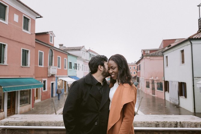 Romantic Photoshoot in Burano - Final Reminders for Travelers