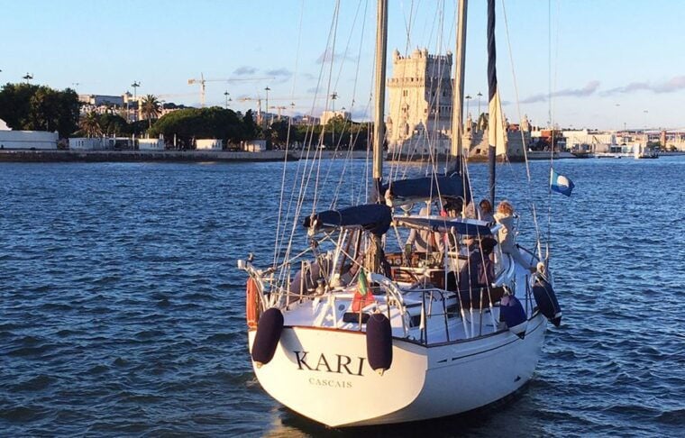Romantic Private Sailing Boat for two daytime or sunset - Who Should Consider This Experience