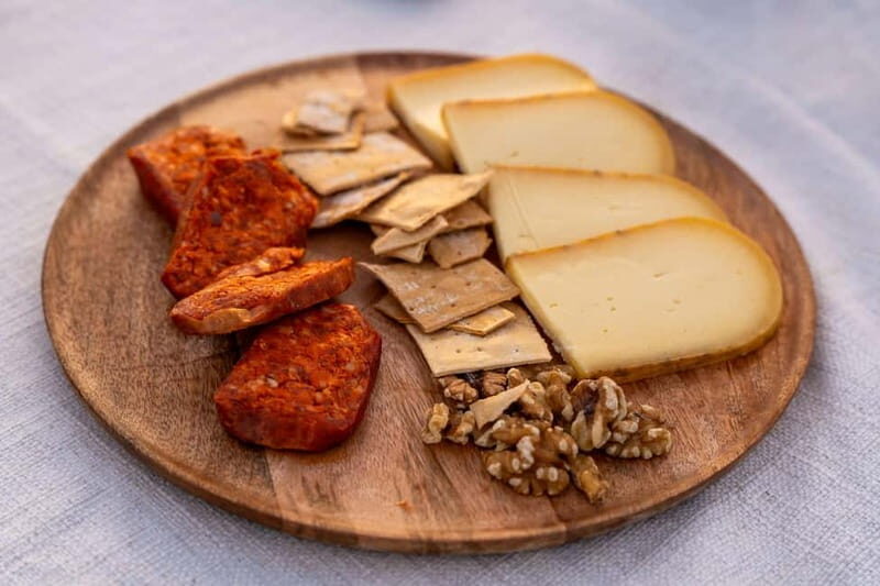 Romantic private tour of the Port of Mahón - Classic Llaut - FAQs