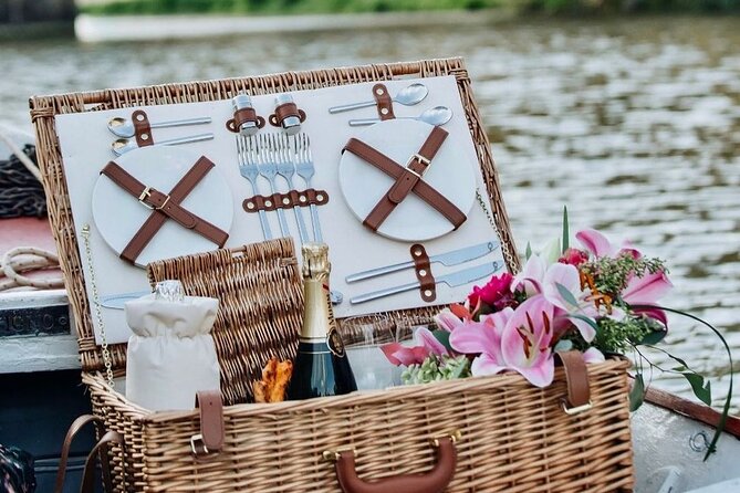 Romantic Proposals in Florence - Availability and Confirmation Process