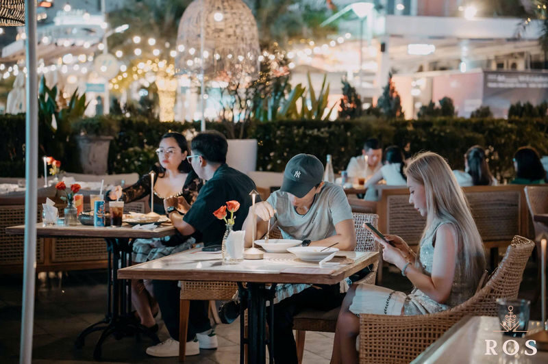 Romantic Riverside Dinner at ROS Yacht Club with Saigon River View - Who will enjoy this dinner most