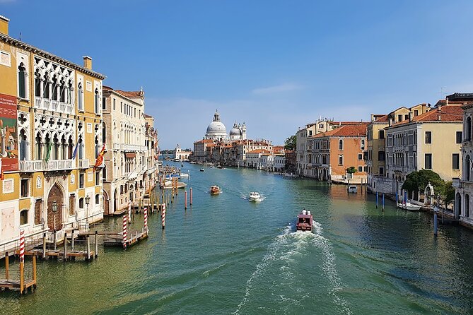 Romantic Serenade Gondola Tour: Private Ride - Good To Know