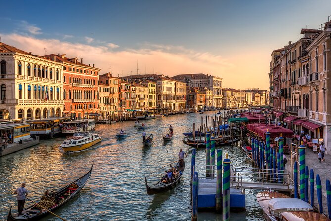 Romantic Serenade Gondola Tour: Private Ride - Frequently Asked Questions