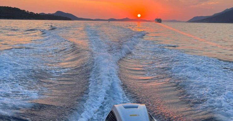 Romantic Sunset and Panorama of the Old Town With Speedboat - Activity Details