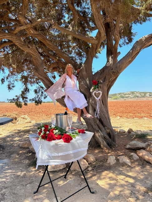 Romantic tour for lovers, couples or friends - Who Would Love This Tour?  