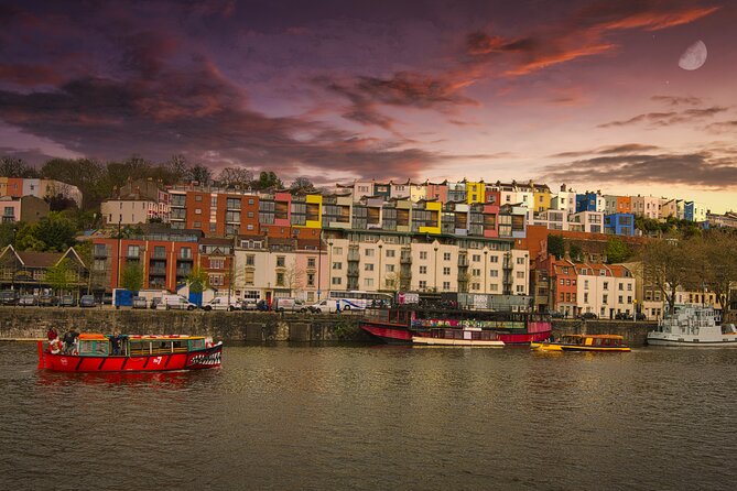 Romantic Tour Love Tales of Bristol - Love at First Sight