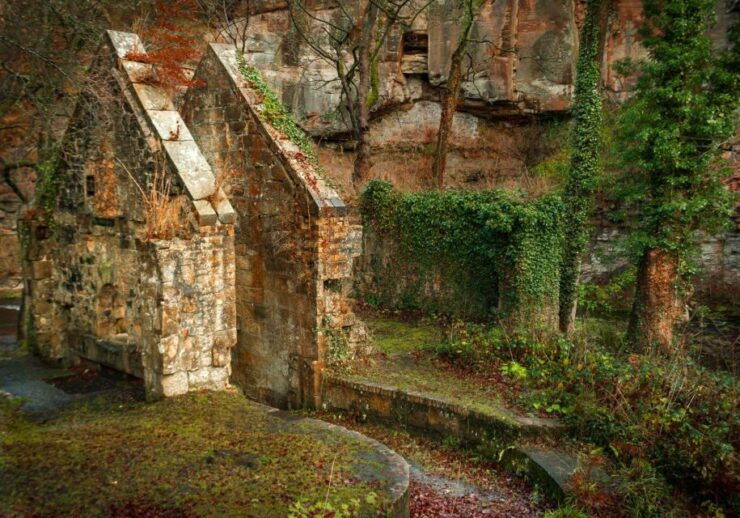 Romantic Walks in Roslin: A Scottish Love Story - Activity Details