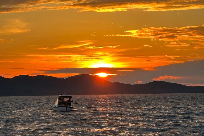 Romantic Zadar Sunset Boat Tour With a Glass of Prossecco - Frequently Asked Questions