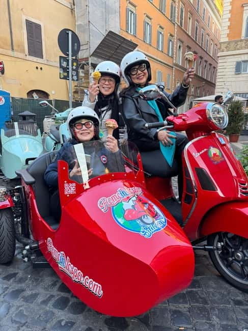 Rome 1.5 hours Private tour in Vespa Sidecar vintage style - Good To Know