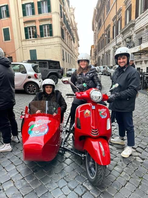 Rome 1.5 hours Private tour in Vespa Sidecar vintage style - Who Will Love This Tour?