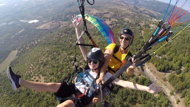 Rome: 1 Hour Private Couple Paragliding Love Fligth - Accessibility Features