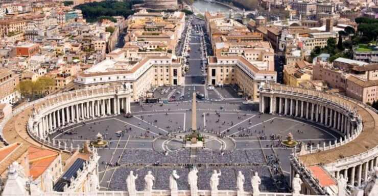 Rome: 3-Hour Private Sightseeing Tour by Luxury Vehicle - Live Tour Guide and Language Options