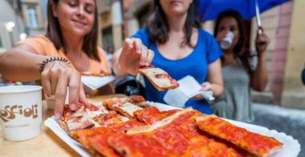 Rome: 30+ Sights & Street Food Tour With Local Guide - Detailed Tour Itinerary