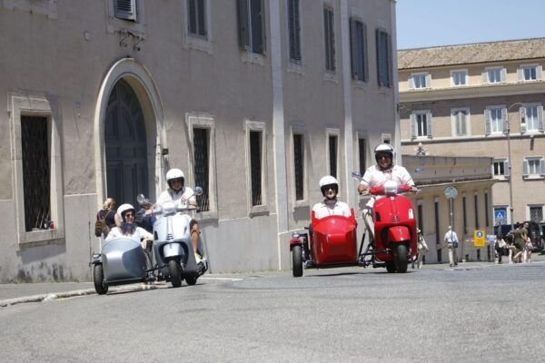 Rome 90 Minutes Hight Light Tour in Vespa Sidecar - Tips for Your Tour