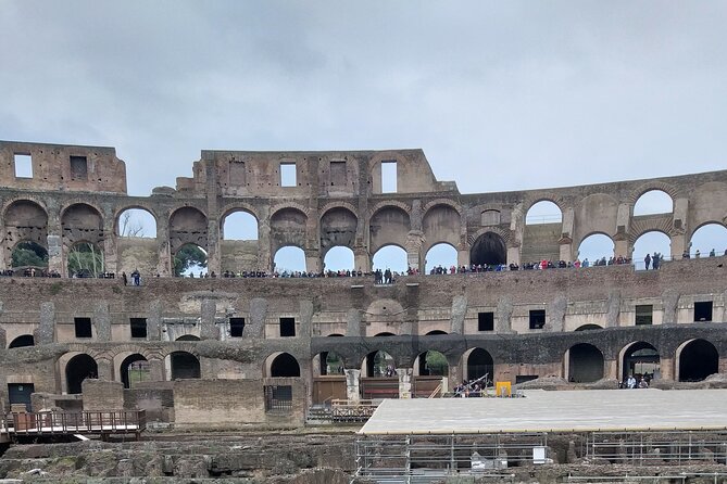 Rome Airport Transfer-Private Luxury Service - Exclusive Group Experience