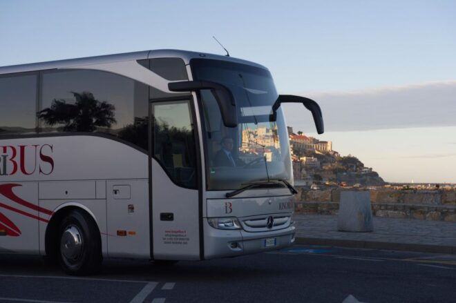 Rome: Bus Between Fiumicino Airport and Termini/Ostiense St - Convenience