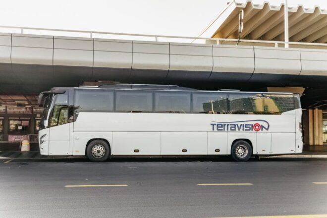 Rome: Bus Transfer Between Airport and Rome Termini Station - Selecting Participants and Checking Availability