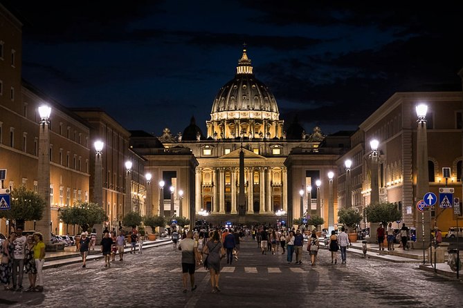Rome by Night Tour & Italian Cocktail - Group Size & Pricing