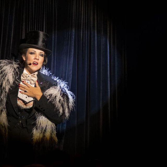 Rome: Cabaret and Burlesque Show Entry Ticket - Show Highlights