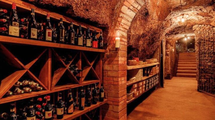 Rome: Candlelight Wine Tasting in Ancient Roman Cave - Wine Tasting Experience