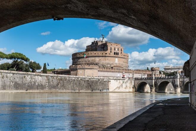 Rome: Castel SantAngelo Skip-the-Line Entry Tickets - Exploring Castel SantAngelo