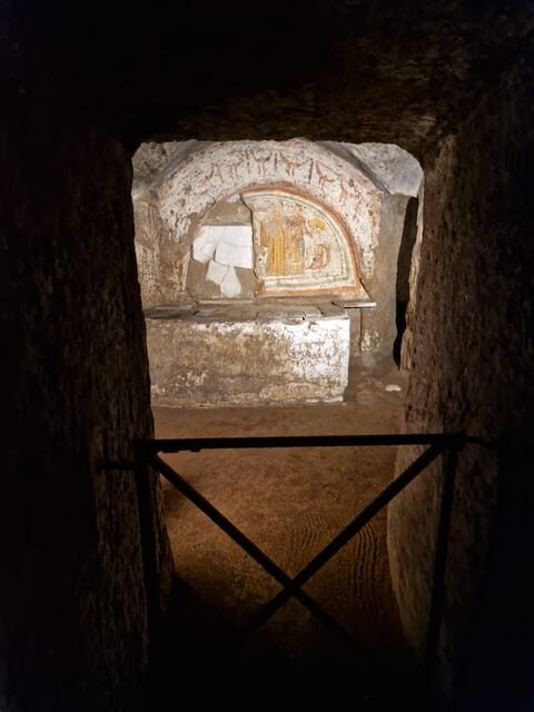 Rome: Catacombs Express ENGLISH Guided Tour - SKIP THE LINE - Who Will Love This Tour?