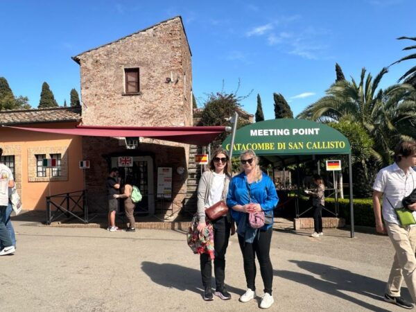 Rome Catacombs Underground Small Guided Tour With Transfer - The Sum Up