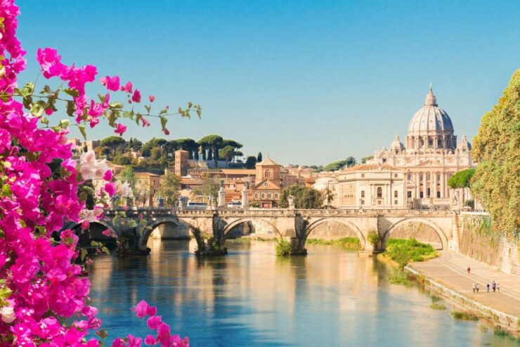 Rome Centre: Walking Tour With Audio Guide on App - Booking and Flexibility Details