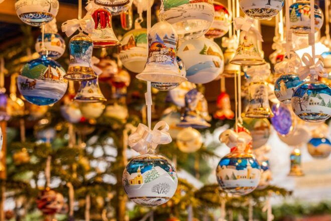 Rome: Christmas Eve City Tour & Mass at St. Peters Basilica - Additional Information