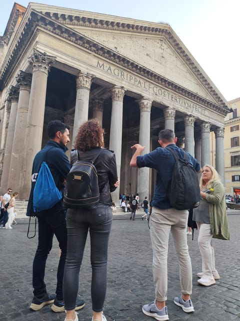 Rome: City Highlights Golf Cart Tour With Aperitivo - The Unique Experience of a Golf Cart Tour