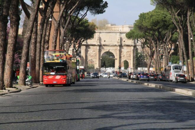 Rome: City Highlights Golf Cart Tour With Aperitivo - Tour Inclusions