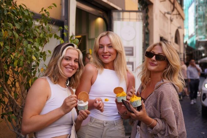 Rome: City Tour by Vespa With Pictures and Sweets Tastings - Customer Feedback