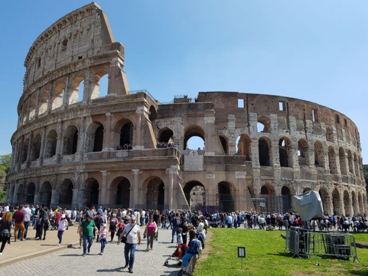 Rome: Colosseum & Ancient Rome Small-Group Tour With Tickets - Tour Experience