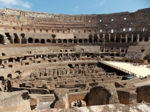 Rome: Colosseum Arena Access With Audio Guide App - Visiting the Colosseum