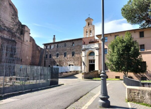 Rome: Colosseum Arena Guided Tour, Forum & Palatine Option - Common Questions