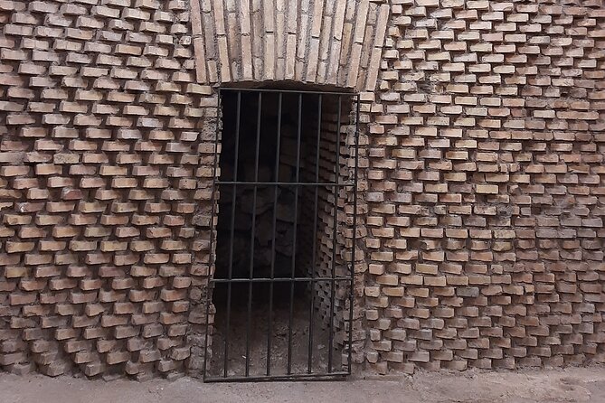 Rome Colosseum by Night Guided Tour - Negative Reviews