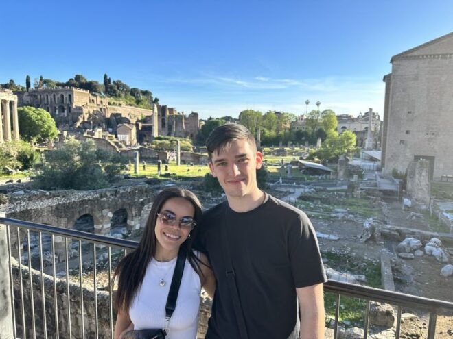 Rome: Colosseum, Circus Maximus, Forum & Ancient Rome Tour - Social and Political Life of Ancient Rome