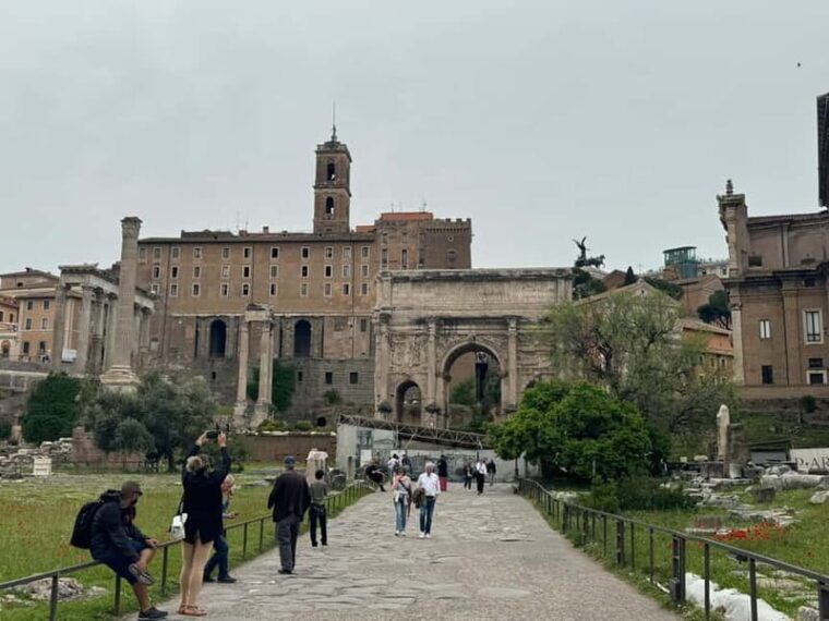 Rome: Colosseum, Forum and Palatine Hill - Practical Tips for Visitors