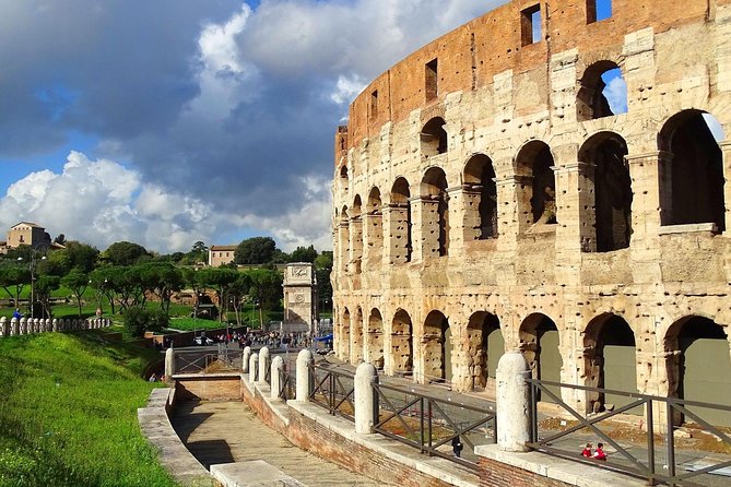 Rome Colosseum on Yourself - Overview